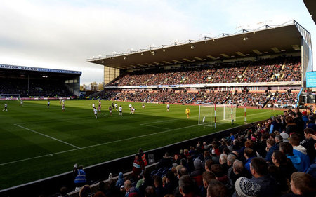 发生口角 发生口角