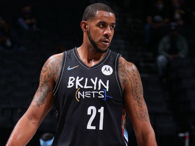 赛后志愿者 赛后志愿者